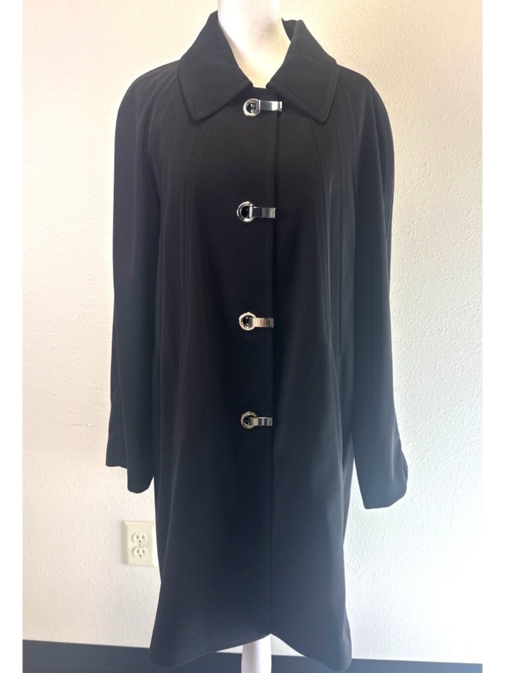 London Fog Womens Black Long Coat With Silver Buckle Closures Lined Size L